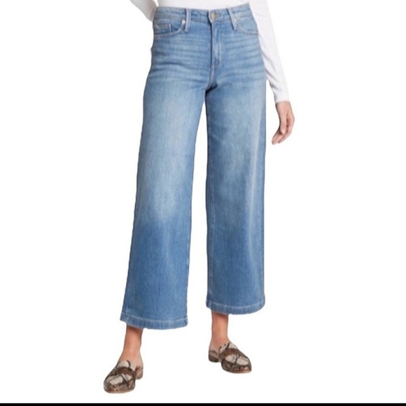 Universal Thread Denim - Women's High-Rise, Wide Leg Cropped Jeans - Universal Thread, Light Wash